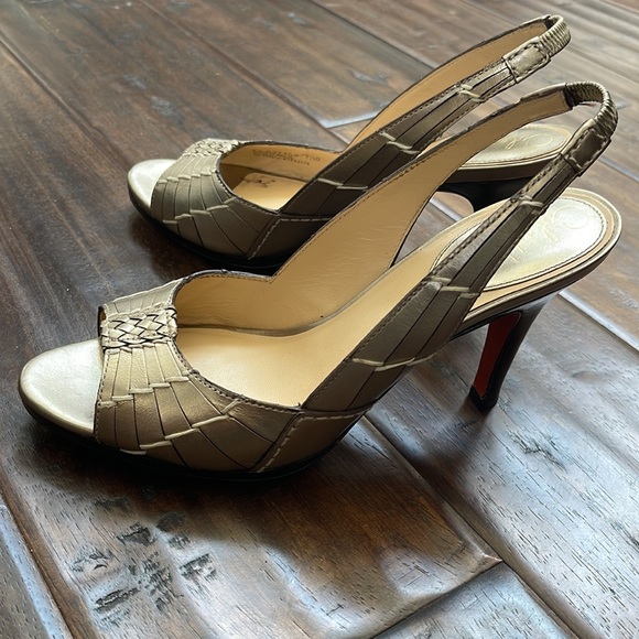 Cole Haan slingback heels - Picture 3 of 8